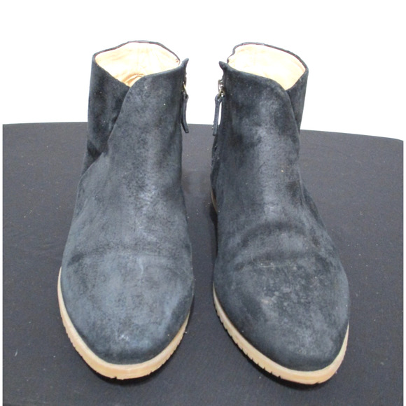 Hush Puppies Medium Moyen Black Suede Side Zip Booties Women 7.5 - Picture 2 of 11